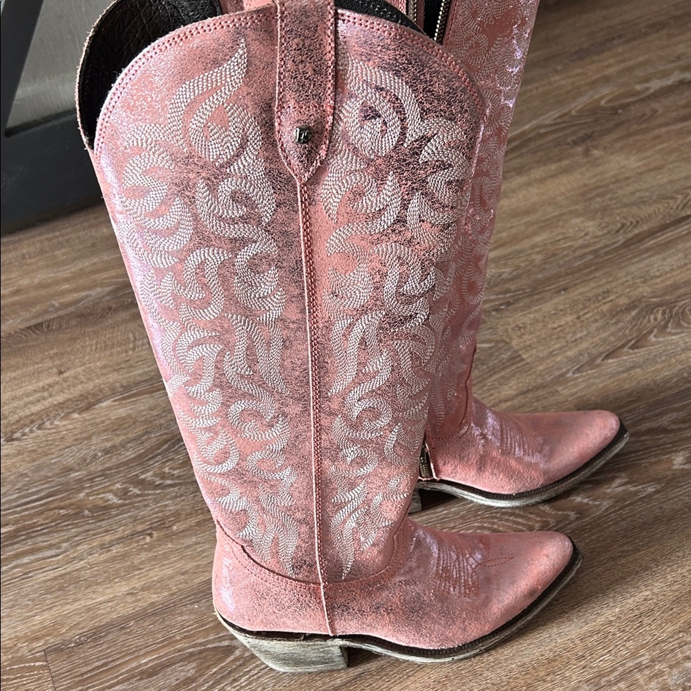 LIBERTY Black Pink Embroidered Heeled Boots - Picture 3 of 5